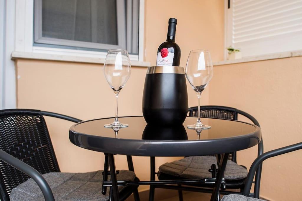 Apartment Jully Podstrana Bagian luar foto